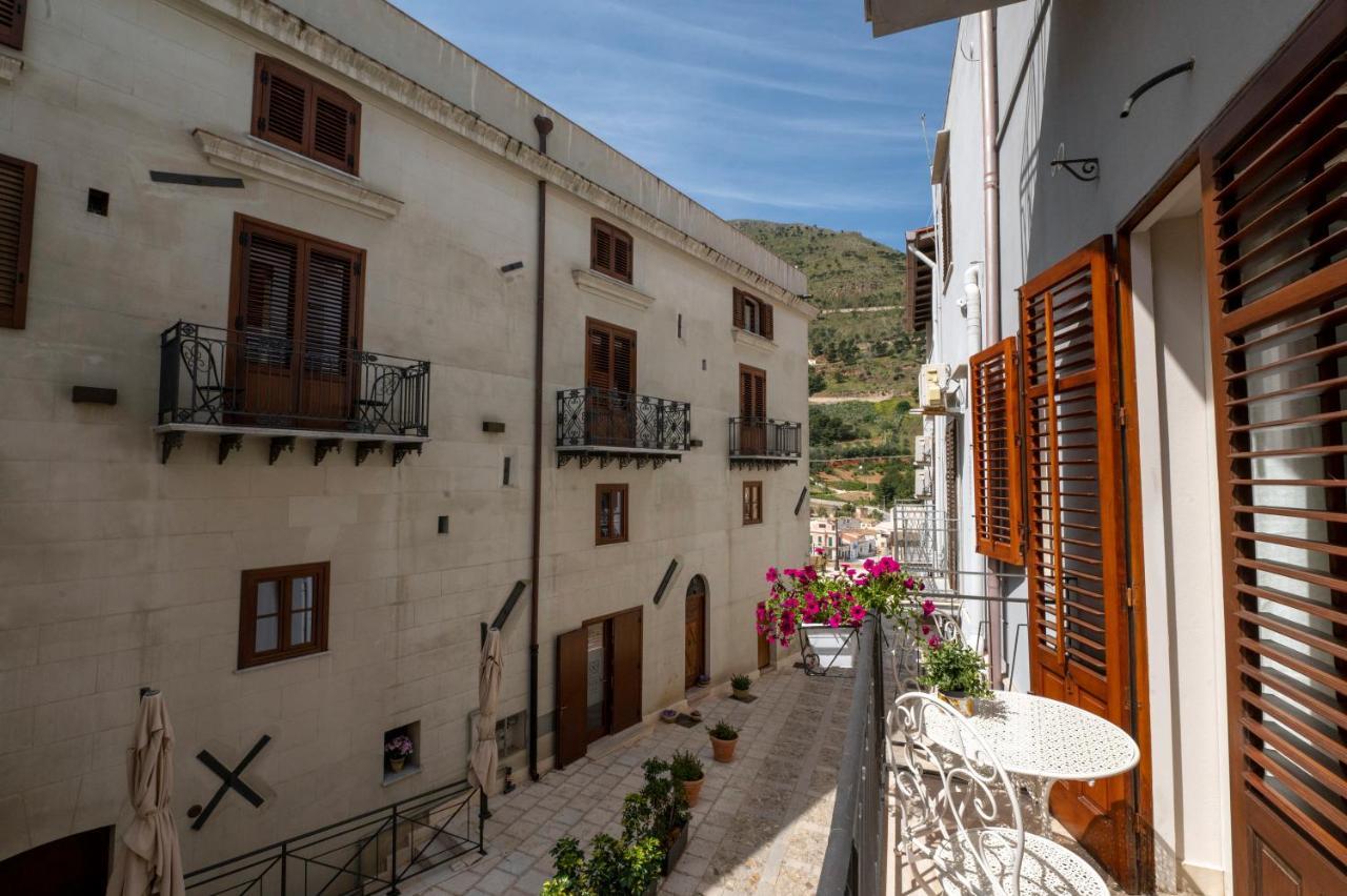 Domus Federiciana Hotel Castellammare del Golfo Exterior photo